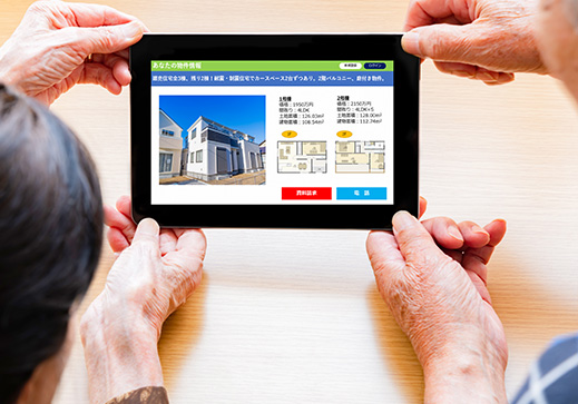 完成データをWebやチラシに活用!